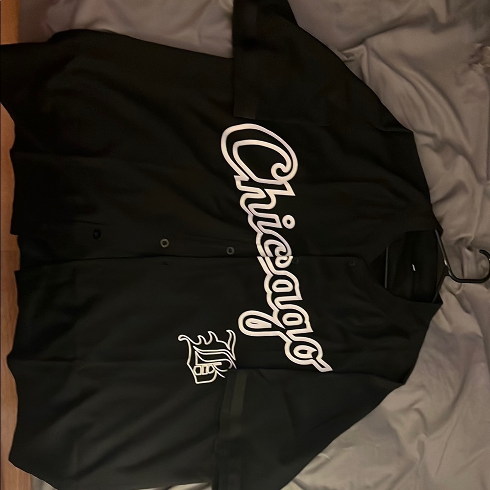 ROMWE Black Chicago Jersey Shirt